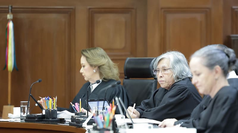 La Suprema Corte falló a favor de las viudas y declaró inconstitucional la regla de 5 años de concubinato para pensiones del IMSS.