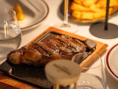 La parrilla de Palermo que conquista la Ciudad con carnes maduradas, leña de quebracho y una terraza escondida