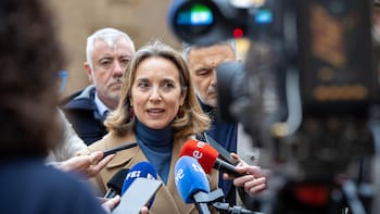 El PP pide frenar la regularización de inmigrantes y exige responsabilidades al Gobierno por el caso Koldo