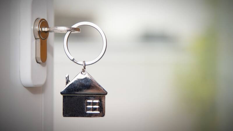 La vivienda urbana cuesta un 100% más que en las zonas rurales y hasta un 131% en Madrid