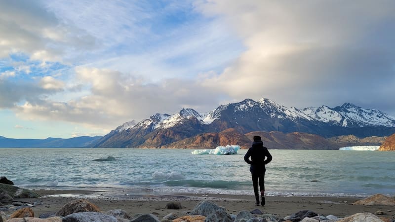 El lago más profundo de América Latina está en Argentina.