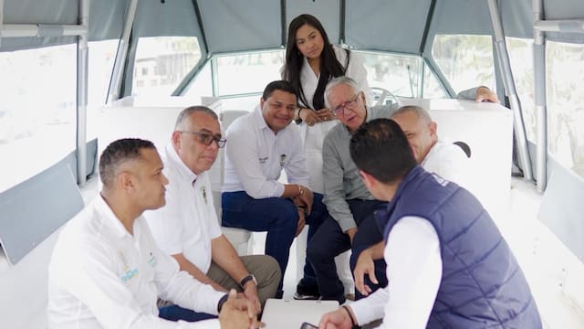 ¿Lanchas ambulancia para un municipio que no tiene ni mar ni río? La respuesta del Gobierno