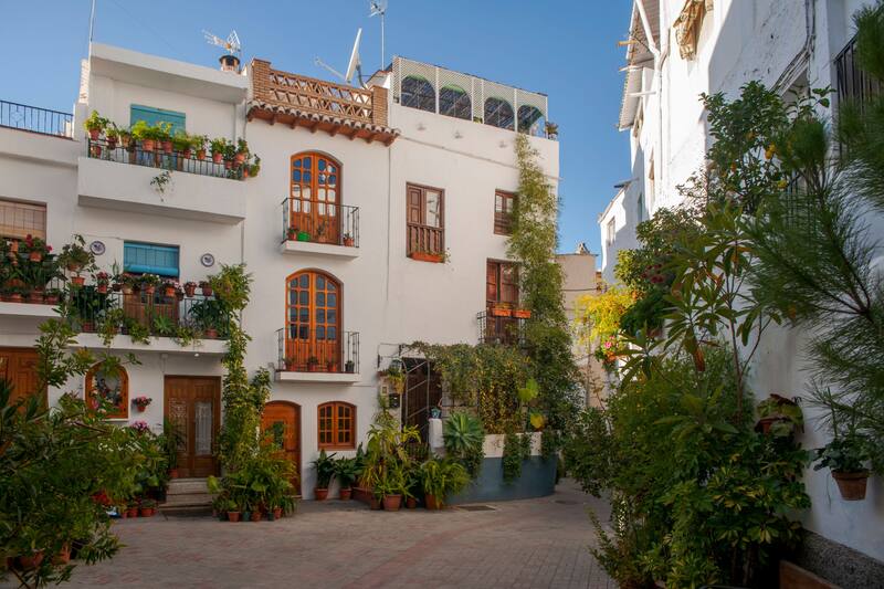 El pueblo elegido por García Lorca y Virginia Woolf para vacacionar: cuenta con termas de aguas medicinales . (Fuente: Shutterstock).