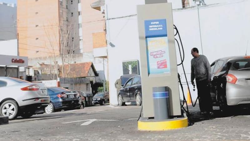 Las alzas en los surtidores quedaron congeladas hasta principios de julio