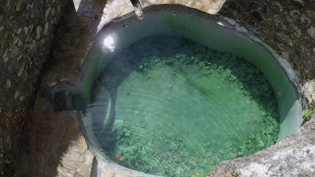 Las ocultas aguas termales en el sur de España que necesitas visitar antes de que se hagan muy populares