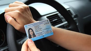 Oficial | Suspenden las licencias de conducir de todos los conductores y personas en este listado