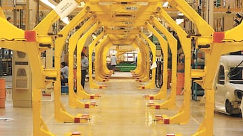 El RIGI se abre a un sector inédito de la industria: la señal de Caputo para la inversión en “fierros”