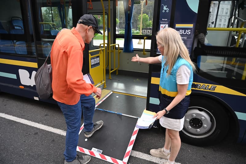 Las unidades eléctricas son conducidas exclusivamente por mujeres.