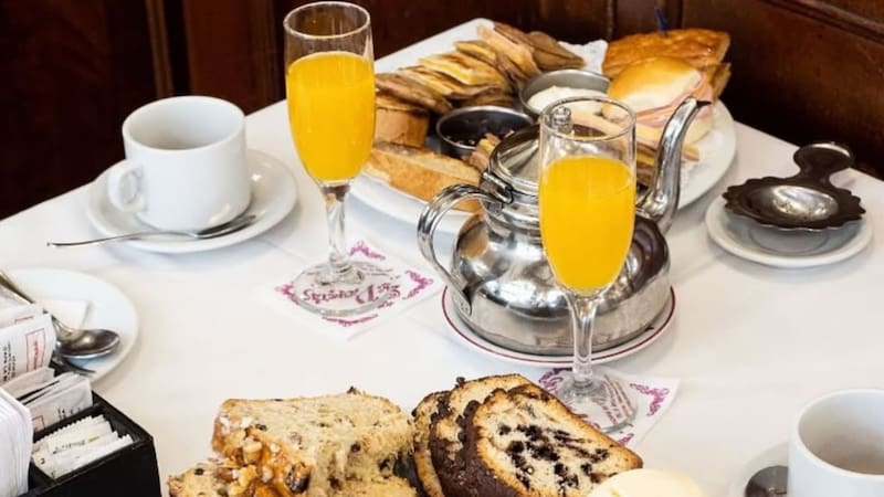 Cuál es el café preferido de los porteños con 140 años de historia ubicado en una esquina emblemática de la ciudad de Buenos Aires