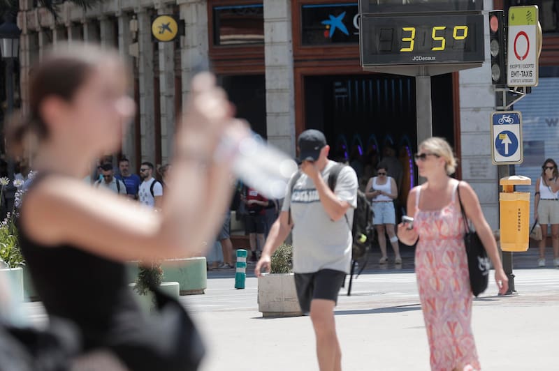 Las zonas en donde persistirá el calor en España.