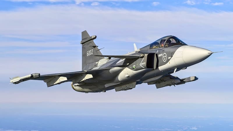 Un gigante latinoamericano aumentará su poderío militar aéreo | Comprará un escuadrón de aviones de combate y se plantará contra toda la región
