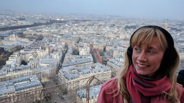 Leah Young, de 34 años, dejó su país y se fue a Europa solo con dos valijas y una visa: “Me sorprende ver gente que paga 2000 dólares al mes por un apartamento de una habitación”
