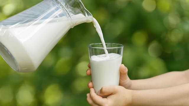 Urgente | Ordenan retirar la leche más popular del país de todos estos puntos de venta por estar gravemente contaminada