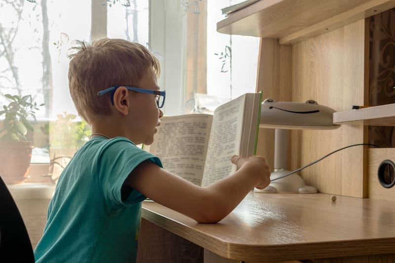 La lectura en voz alta puede ayudar a la comprensión de textos complejos.