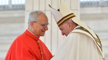 León se rebela contra la Iglesia y retoma una idea “prohibida” que apoyó el papa Francisco: “Un mensaje de esperanza”