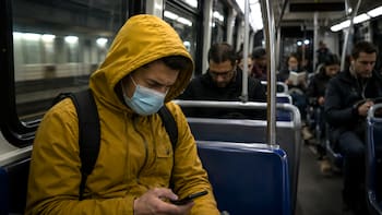 Oficial | Por orden del Gobierno, castigarán una por una a todas las personas que viajen en el transporte público con una enfermedad, incluso si es solo un resfrío