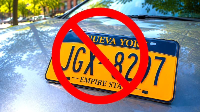 Cuando el DMV detecta un insurance lapse, es decir, que un vehículo registrado estuvo sin seguro, determina primero de cuánto fue el periodo de interrupción.