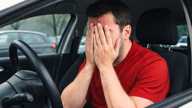 Ya es oficial | El Gobierno revisará coche por coche y castigará de la peor manera a todos los que no reporten este cambio