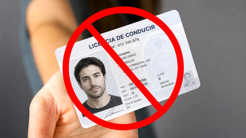 El Department of Licensing (DOL) de Washington es la entidad estatal encargada de emitir licencias de conducir civiles y comerciales