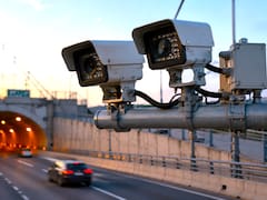Oficial | Desde julio comenzaron a funcionar nuevas cámaras en puentes y túneles para vigilar y multar a los conductores que excedan la velocidad permitida