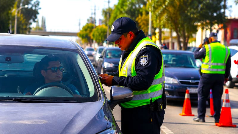 Este sistema asigna una determinada cantidad de puntos a infracciones que el DMV considera las más riesgosas.