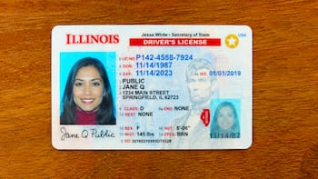 Medida oficial | Illinois anulará todas las licencia de conducir a todos los ciudadanos y extranjeros que no cumplan con este requisito