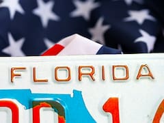 Medida oficial de Florida | Todos los conductores deberán renovar su licencia de conducir antes de esta fecha o serán suspendidas por el DMV