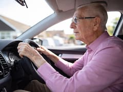 Cambian las licencias de conducir: el Gobierno anunció una nueva norma que afecta a jubilados y adultos mayores