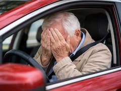 Fin de la licencia de conducir para mayores de esta edad: tendrá menor vigencia y solo podrá renovarse bajo una condición