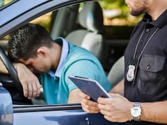Official | Drivers With This Type of License Can Be Fined for Driving at Night