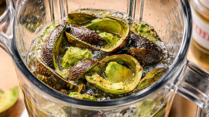 Licuar cáscara de paltas con vinagre: para qué sirve y por qué recomiendan hacerlo
Fuente: IA