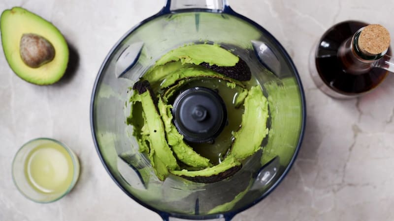 Licuar cáscara de paltas con vinagre: para qué sirve y por qué recomiendan hacerlo
Fuente: IA