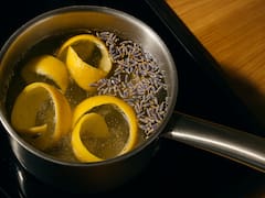 Es tendencia | Hervir cáscara de limón y lavanda: para qué sirve y por qué recomiendan hacerlo