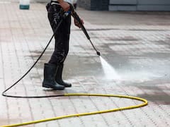 Confirmado | El Gobierno multará a los vecinos que tengan la vereda sucia durante estos horarios: los agentes controlarán los siete días de la semana