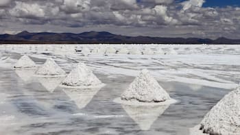 La nueva gigante china del litio quiere invertir en Argentina: qué busca y por qué es clave