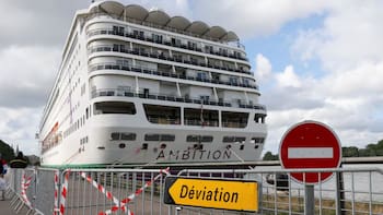 Llega a España un nuevo buque con 1700 personas confinadas tras la muerte de un pasajero por un virus altamente peligroso