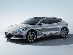 Llega el auto chino eléctrico con mayor autonomía del mundo: dura más de 1000 kilómetros y tiene 1100 caballos de fuerza