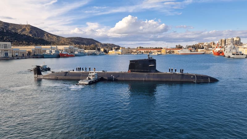 Llega el nuevo submarino a las Fuerzas Armadas: podrá ocultarse tres semanas bajo el agua y es de producción nacional