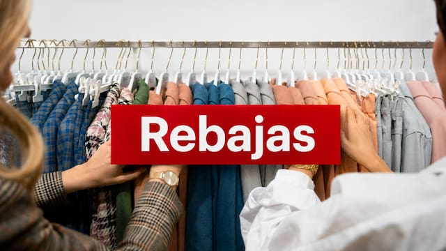 Llega la época más esperada: empiezan las rebajas de verano 2026 y todas estas marcas ya confirmaron sus promociones