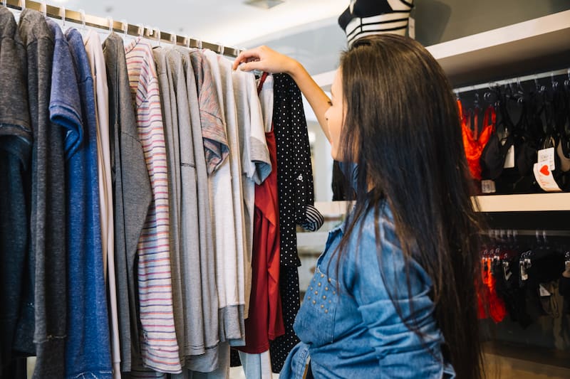 Llega la época más esperada: empiezan las rebajas de verano 2026 y todas estas marcas ya confirmaron sus promociones. Fuente: Freepik.