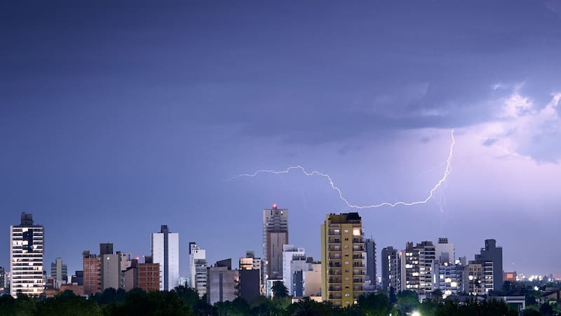 Llega un diluvio histórico con tormenta eléctrica, ráfagas de viento y lluvias intensas, ¿qué provincias quedarán bajo el agua?
Fuente: Archivo