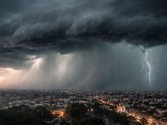Llega la lluvia negra más intensa de febrero: habrá fuertes ráfagas de viento y posible caída de granizo en estas zonas