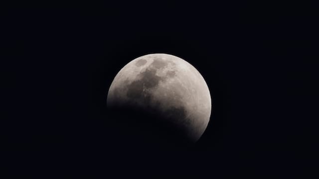 Llega un eclipse lunar a España: a qué hora será y desde qué provincias podrá verse mejor