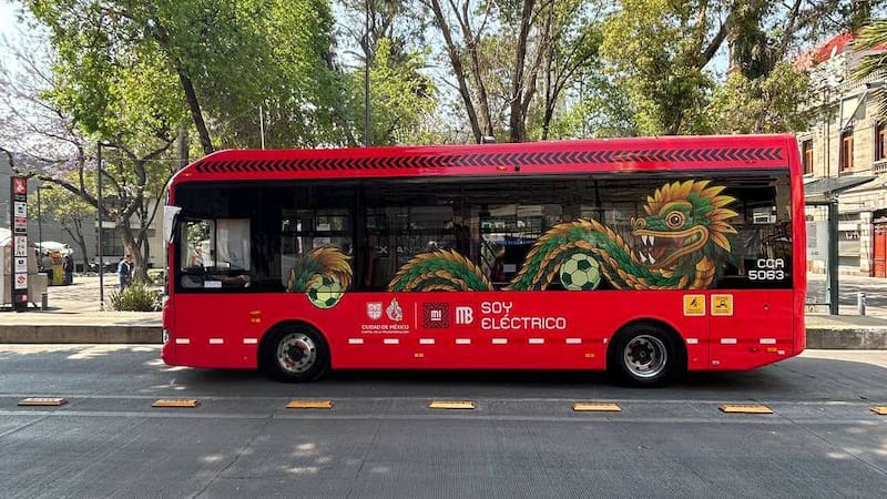 Adiós a los Uber y Cabify del aeropuerto: el Gobierno de la CDMX implementó un servicio mucho más barato te lleva todo el equipaje.