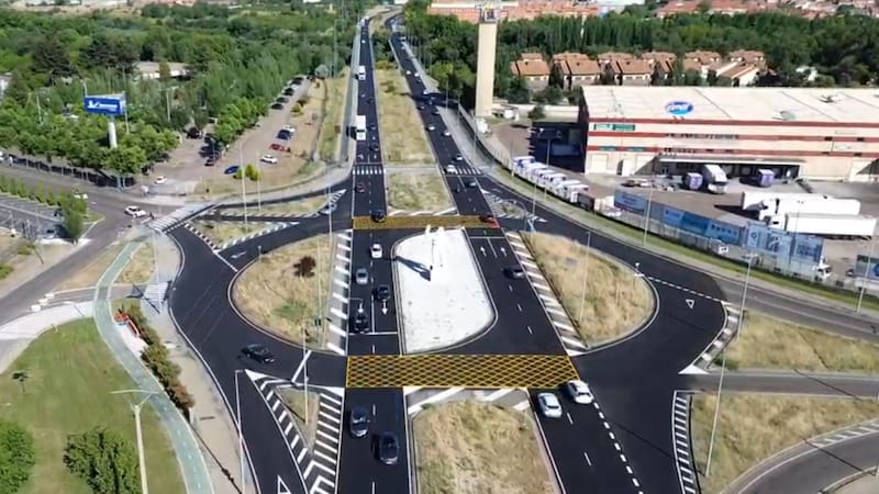 Llegan las autopistas inteligentes al país | Los nuevos sensores y algoritmos ya regulan los límites de velocidad para los autos