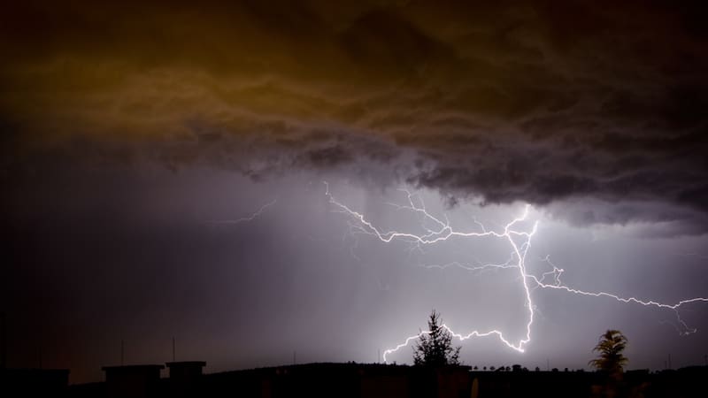 Llega una “lluvia negra” que mantendrá en alerta a más de 10 municipios este fin de semana.