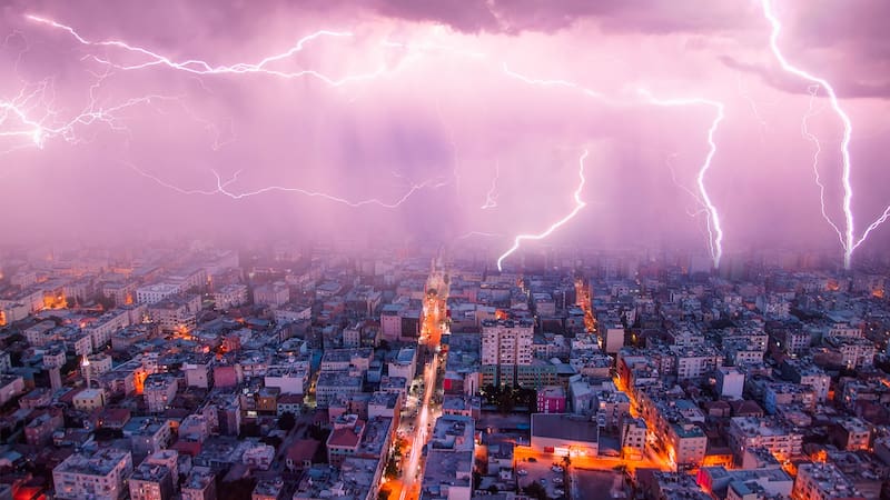 Se aproxima la tormenta del año con vientos de 100 km/h provocados por una onda fría y granizo por 24 horas: a qué zonas afectará. Fuente: Shutterstock.