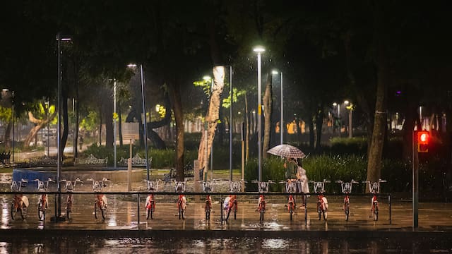 Tormentas silenciosas: El sistema de baja presión que superó al huracán John con pérdidas por 6,000 mdp en México