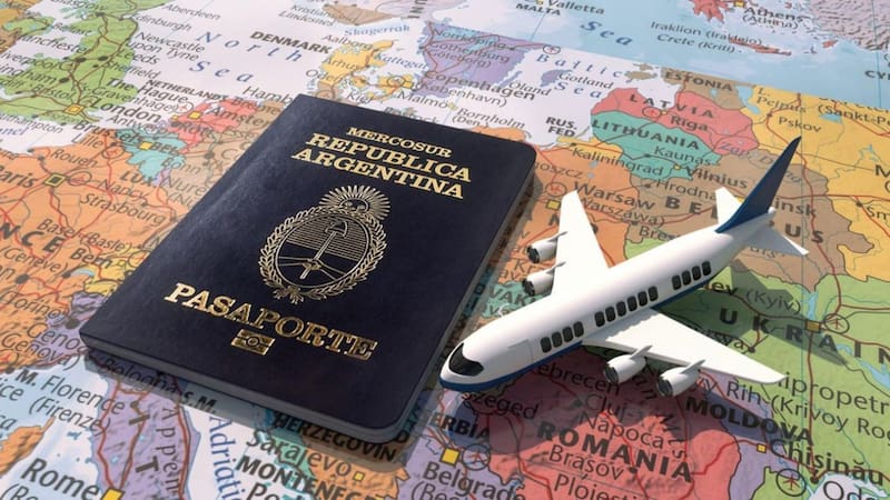 Lo confirma Migraciones | Las personas que tengan esta versión del pasaporte tendrán que renovarlo obligatoriamente para viajar
Fuente: Archivo