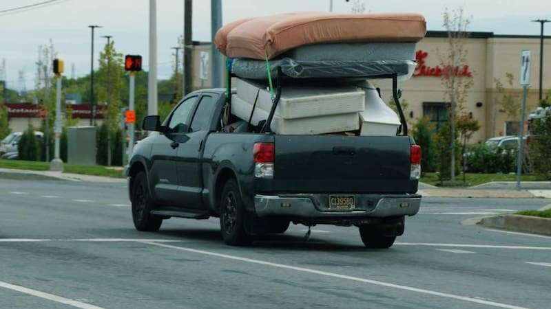 ¿Cuándo necesitas un permiso especial para transportar carga en tu vehículo?